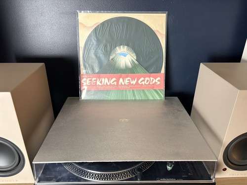 Gruff rhys seeking new gods - rhys,